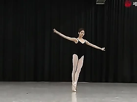 Korean ballet dancer
