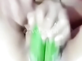 Indonesian girl masturbate DP with cucumber