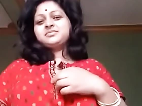 Elegant Big-busted Horn-mad Bengali Balked Boudi Fingering