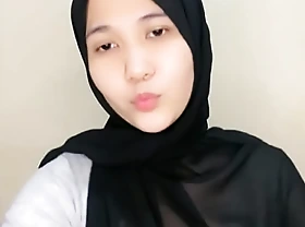 Abg Hijab Lagi Sange Reside